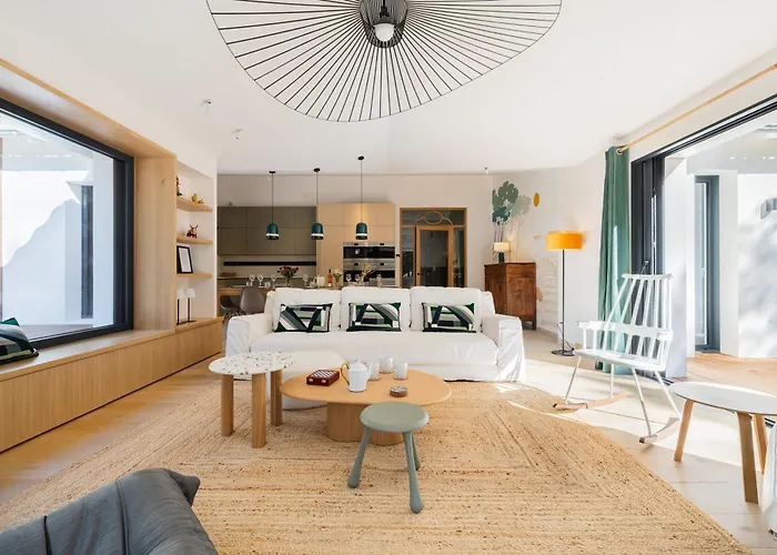 Evasion Familiale Avec Piscine & A 200m *