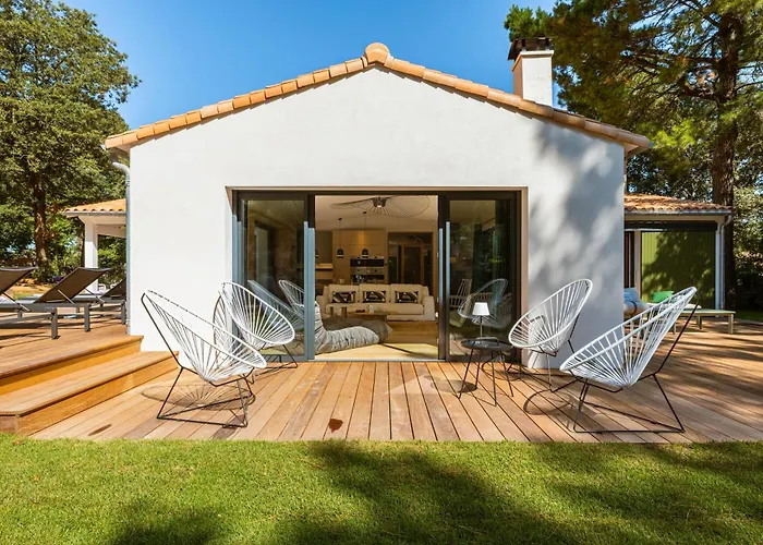 Evasion Familiale Avec Piscine & A 200m